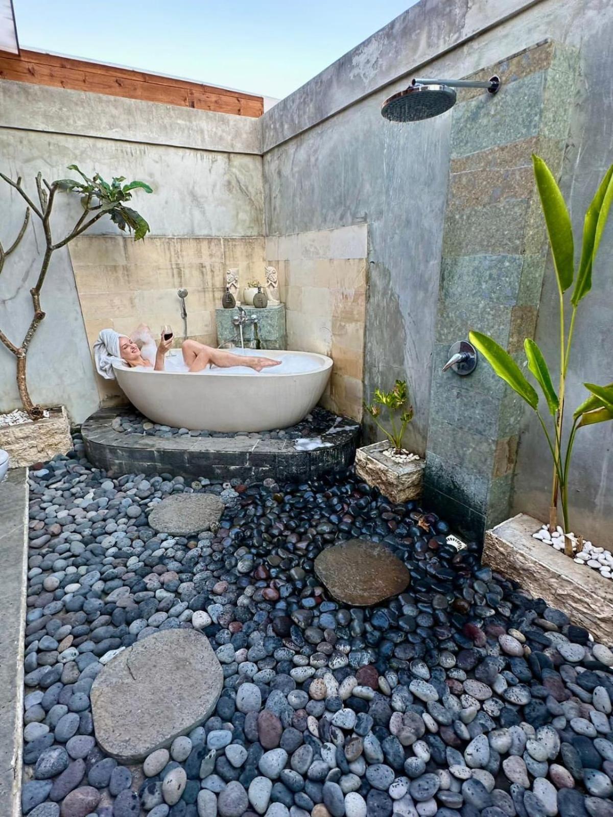 Innora Jungle Resort And Spa Batununggul Bagian luar foto